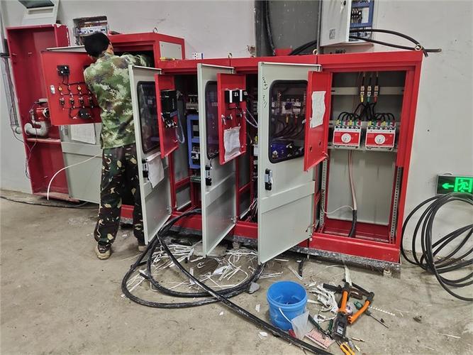 产品详情一,公司专注各类工厂及小区机电设备安装,电气设备安装,管道